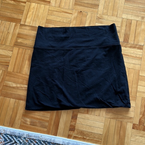 GARAGE black mini skirt size medium - Picture 4 of 5